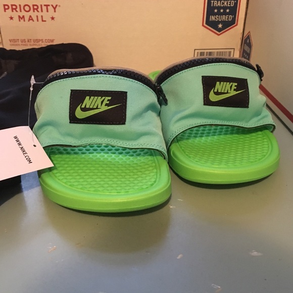 fanny pack nike shoes